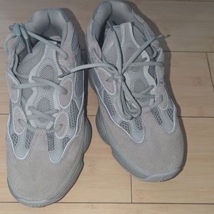 Yeezy 500 salt
